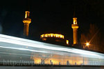 Трамвай у ночной мечети