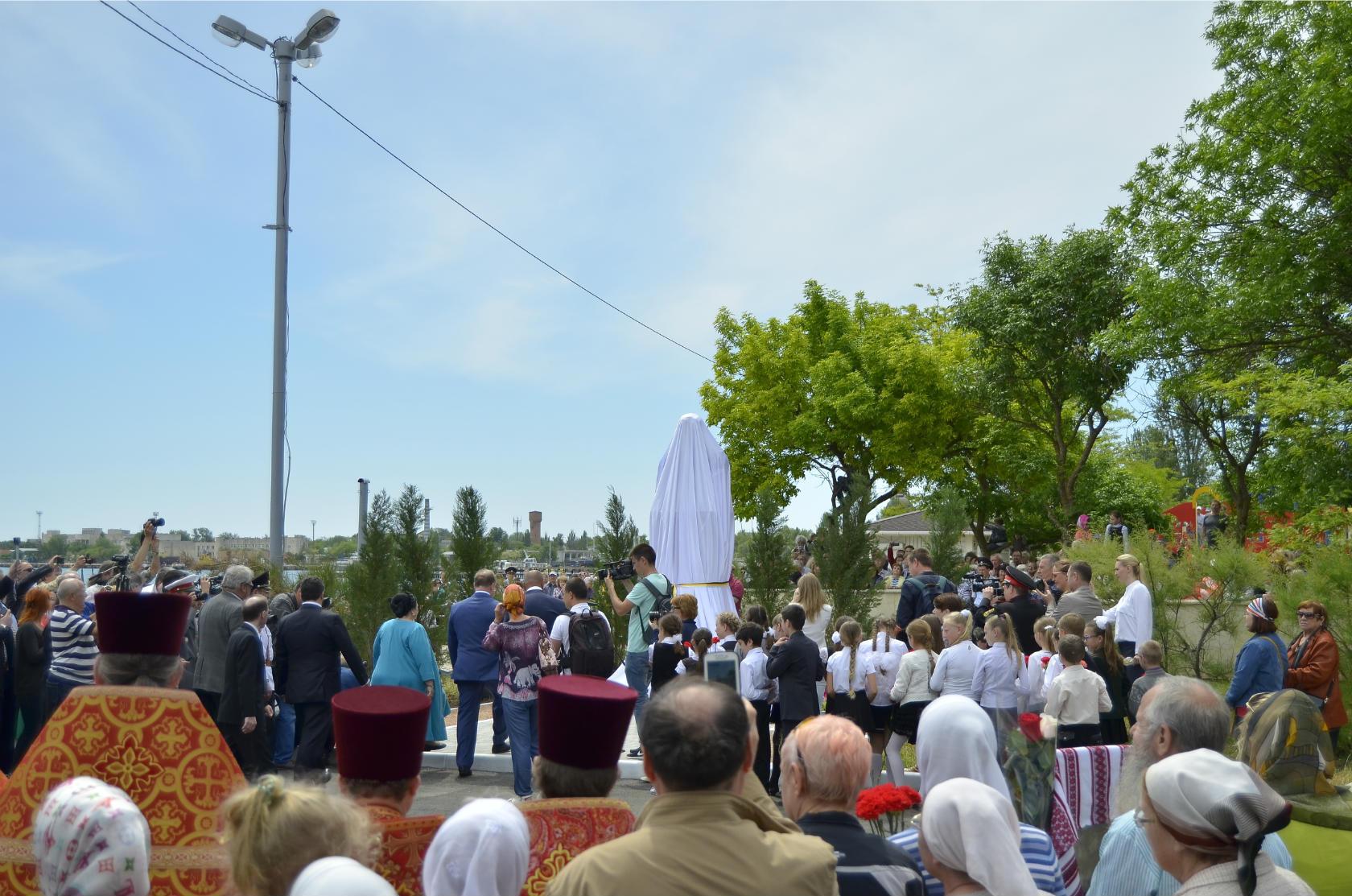 Открытие памятника Николаю II в Евпатории